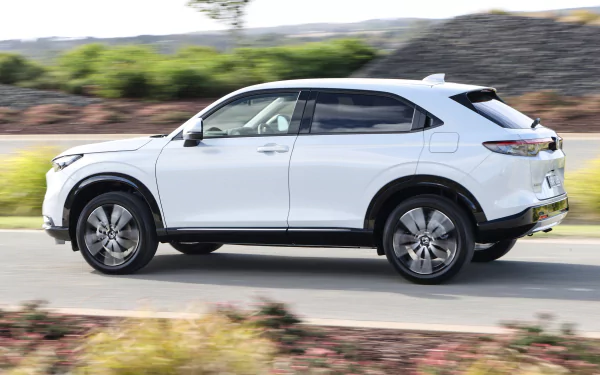 vehicle Honda HR-V HD Desktop Wallpaper | Background Image