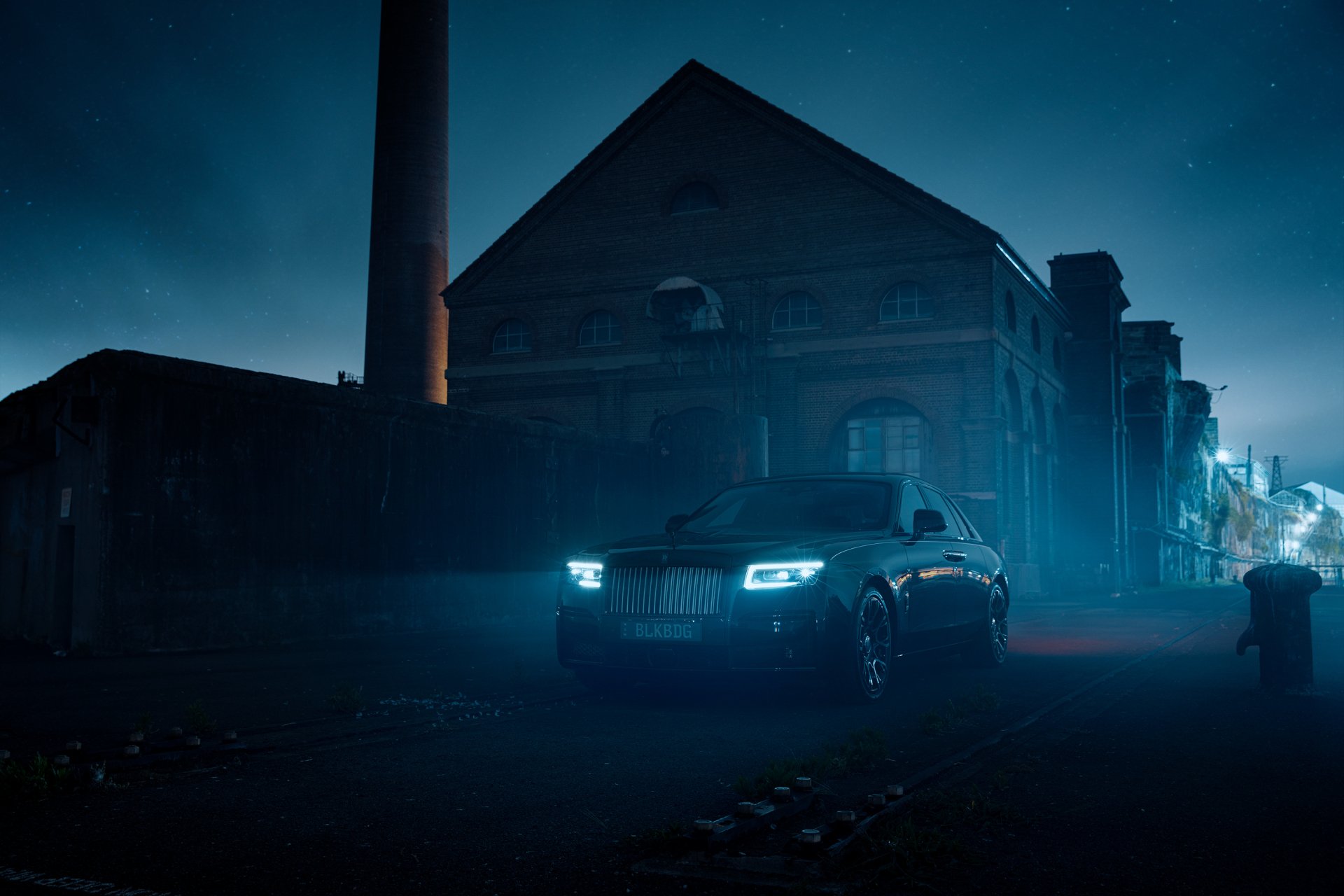 Download Vehicle Rolls-Royce Black Badge Ghost HD Wallpaper