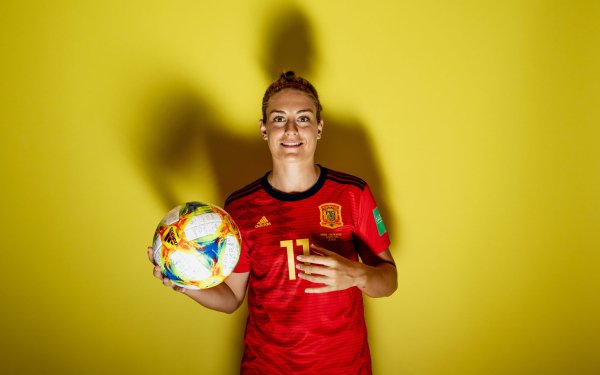 Sports Alexia Putellas Soccer Player Spain Women's National Football Team HD Wallpaper | Background Image