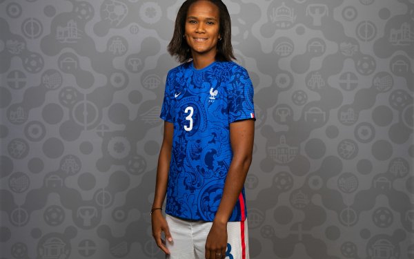 Sports Wendie Renard Soccer Player France Women's National Football Team HD Wallpaper | Background Image