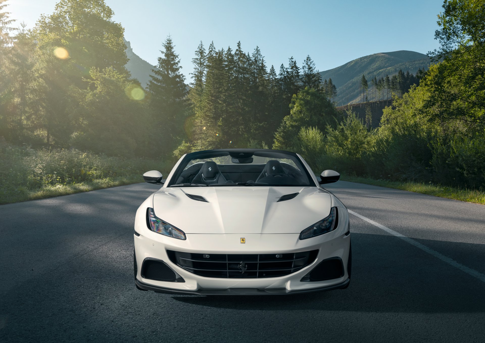 Download Vehicle Ferrari Portofino M 8k Ultra HD Wallpaper