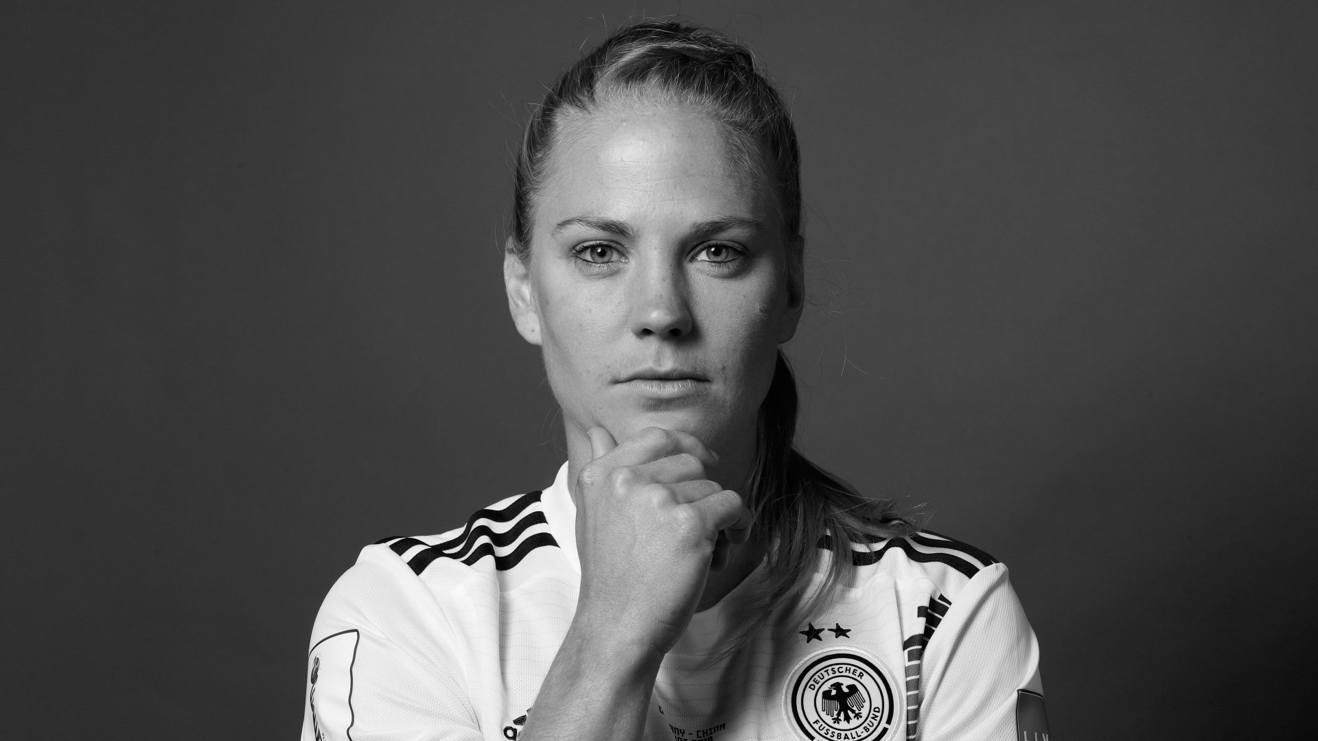 Download Portrait Black & White German Soccer Leonie Maier Sports 4k Ultra HD Wallpaper