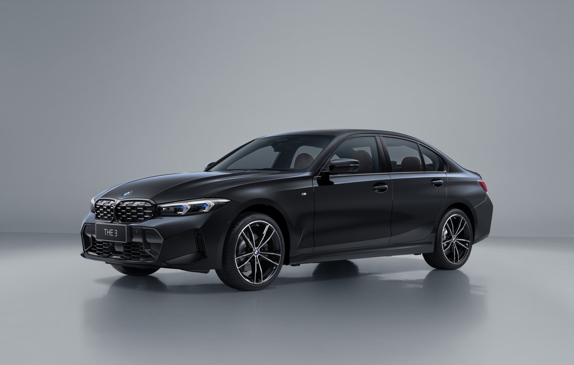 Download Vehicle BMW 330i 4k Ultra HD Wallpaper