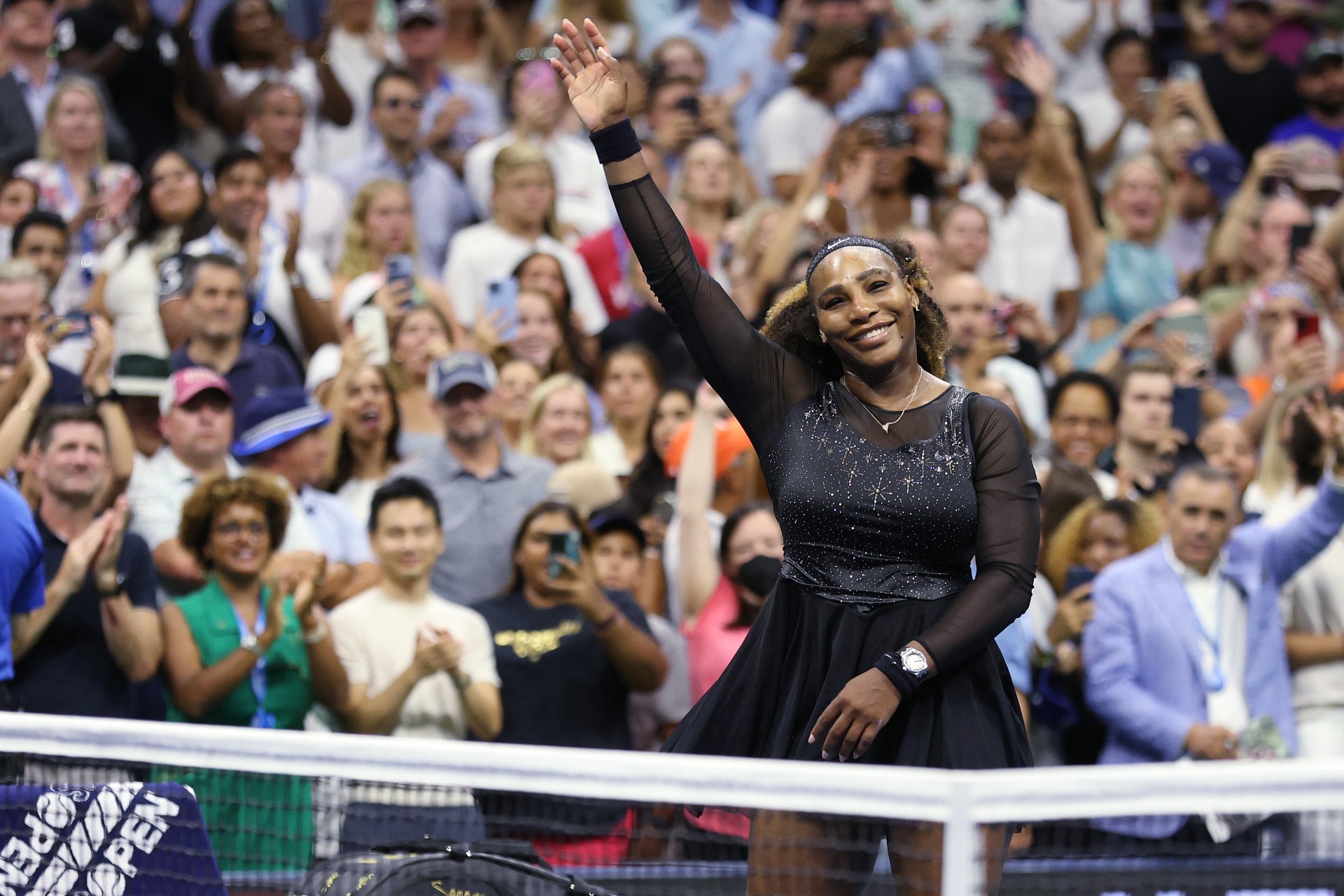 Download American Serena Williams Sports HD Wallpaper