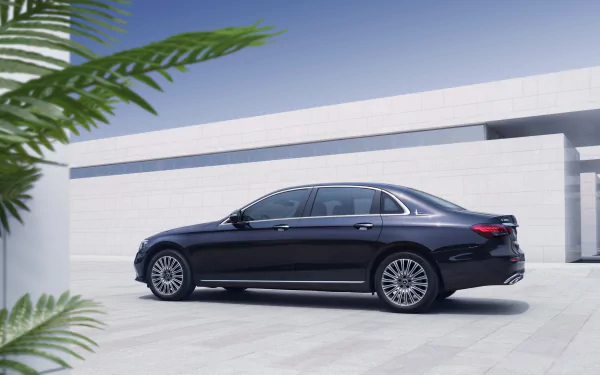 vehicle Mercedes-Benz E 300 HD Desktop Wallpaper | Background Image