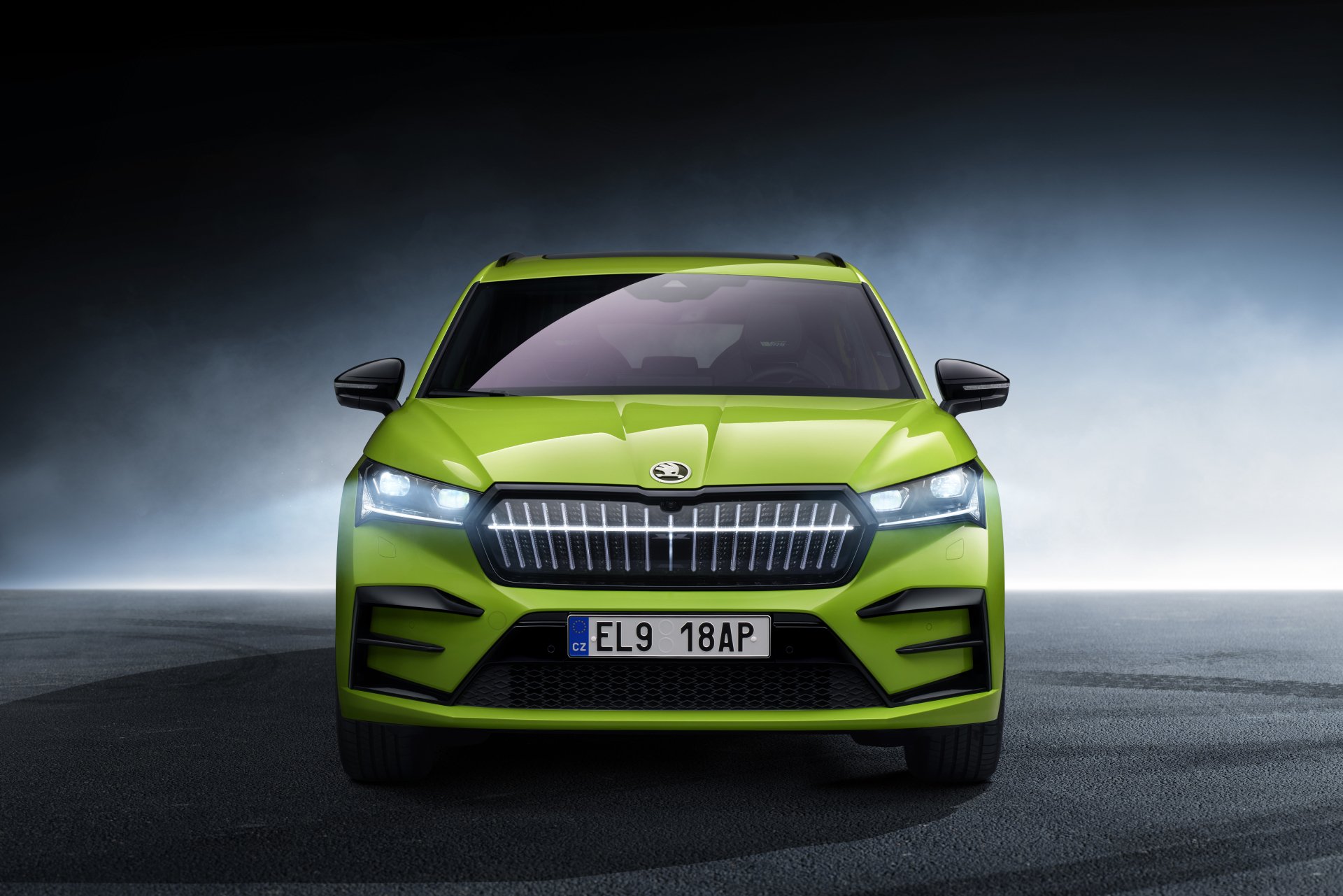 Download Vehicle Skoda Enyaq RS IV 4k Ultra HD Wallpaper
