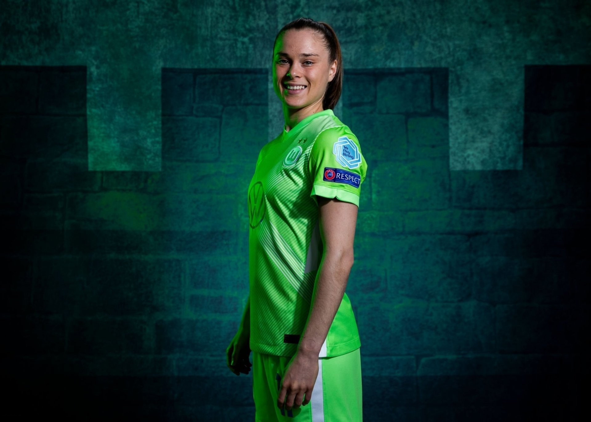 Ewa Pajor - Wolfsburg Women HD Wallpaper