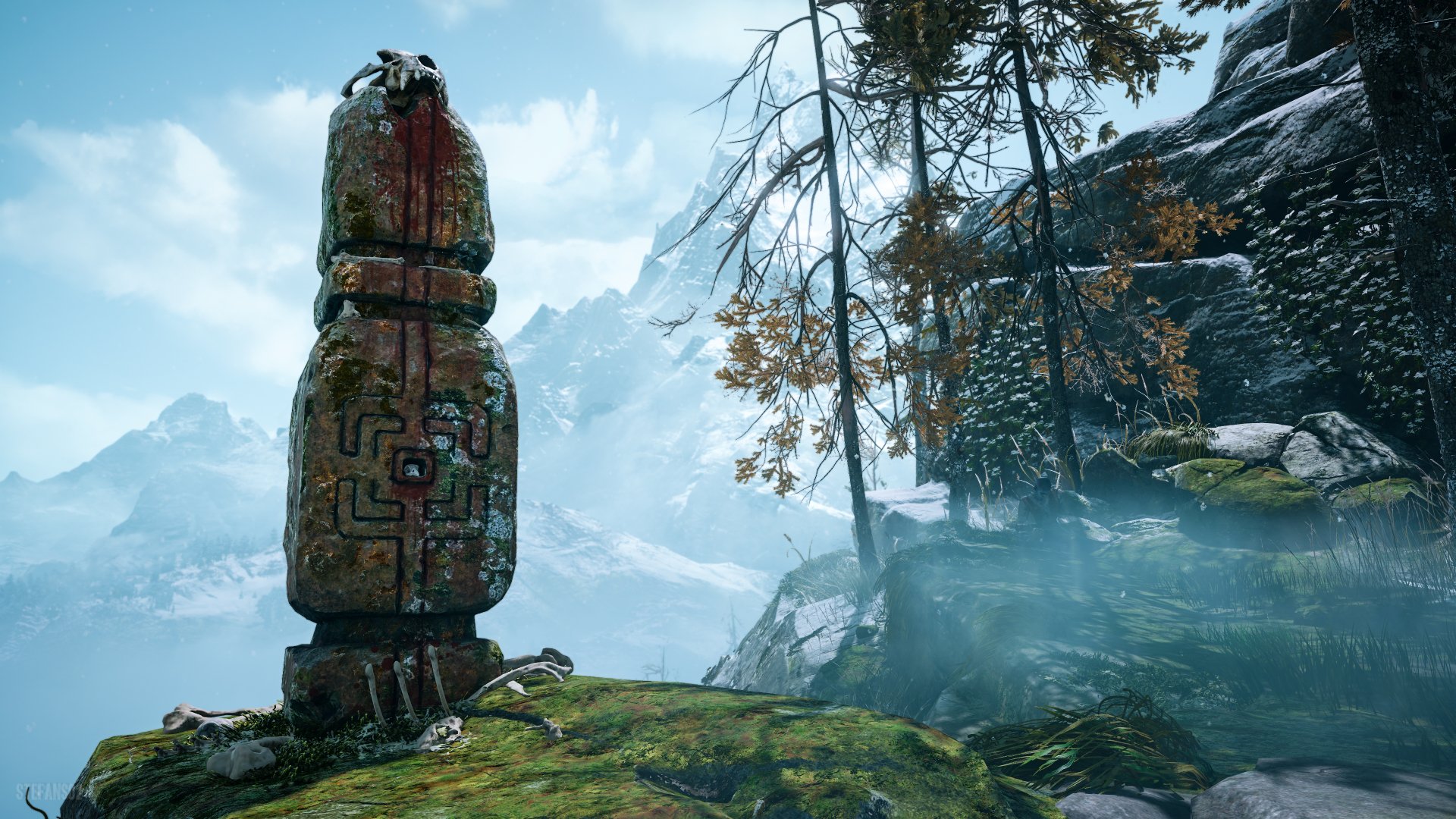Video game — God of War (2018) 4K Ultra HD PC desktop wallpaper and background: weathered Norse totem on a mossy cliff overlooking misty pines and snow-capped mountains.