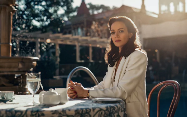  Antonia Desplat in Shantaram