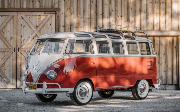  Volkswagen Type 2 Deluxe Samba Microbus