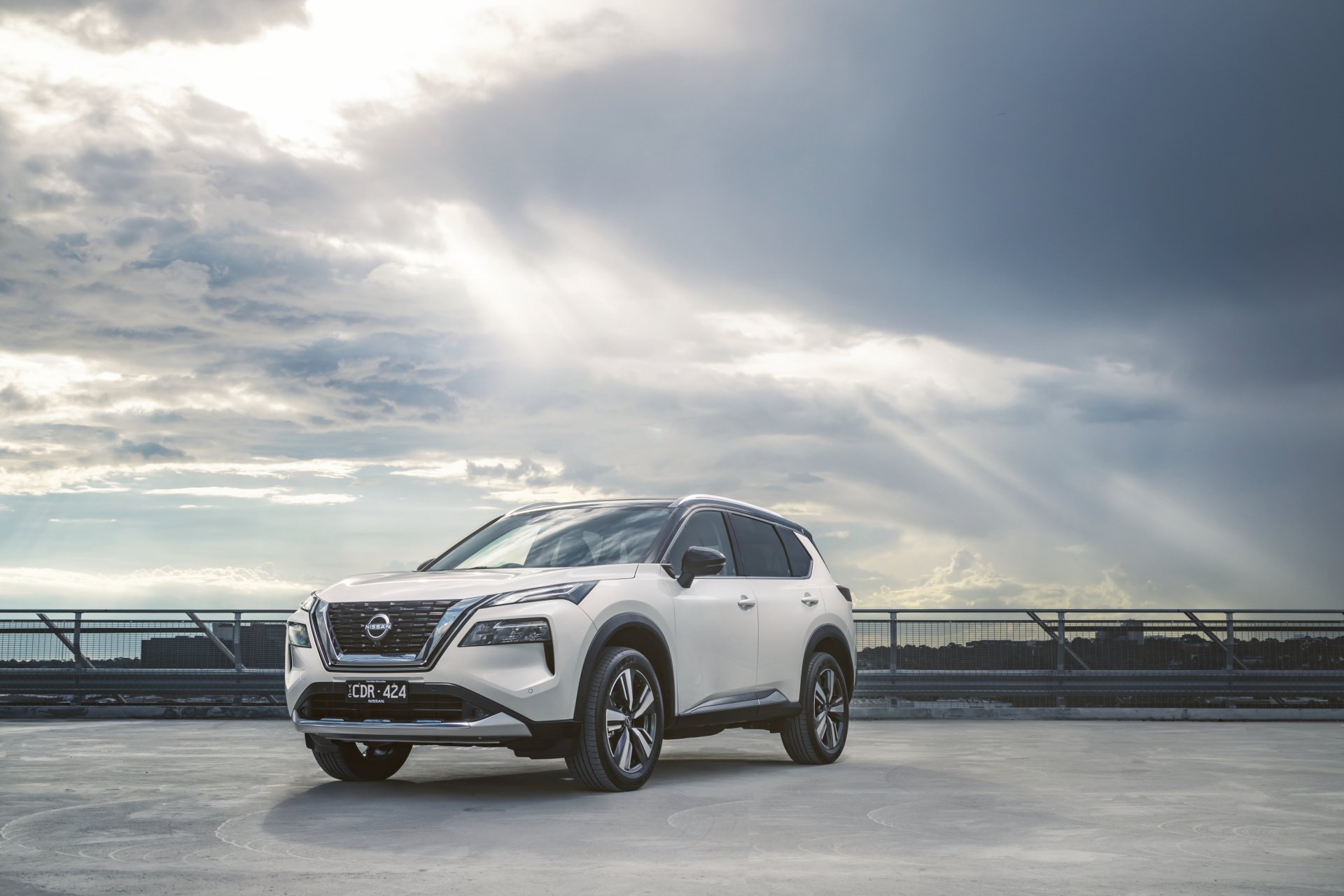 Download Vehicle Nissan X-Trail 4k Ultra HD Wallpaper