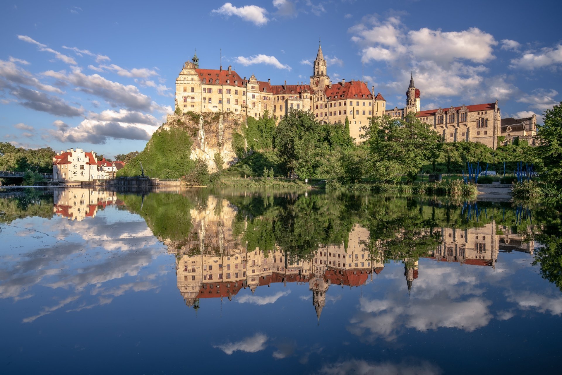 Download Reflection Germany Man Made Sigmaringen Castle 4k Ultra HD Wallpaper