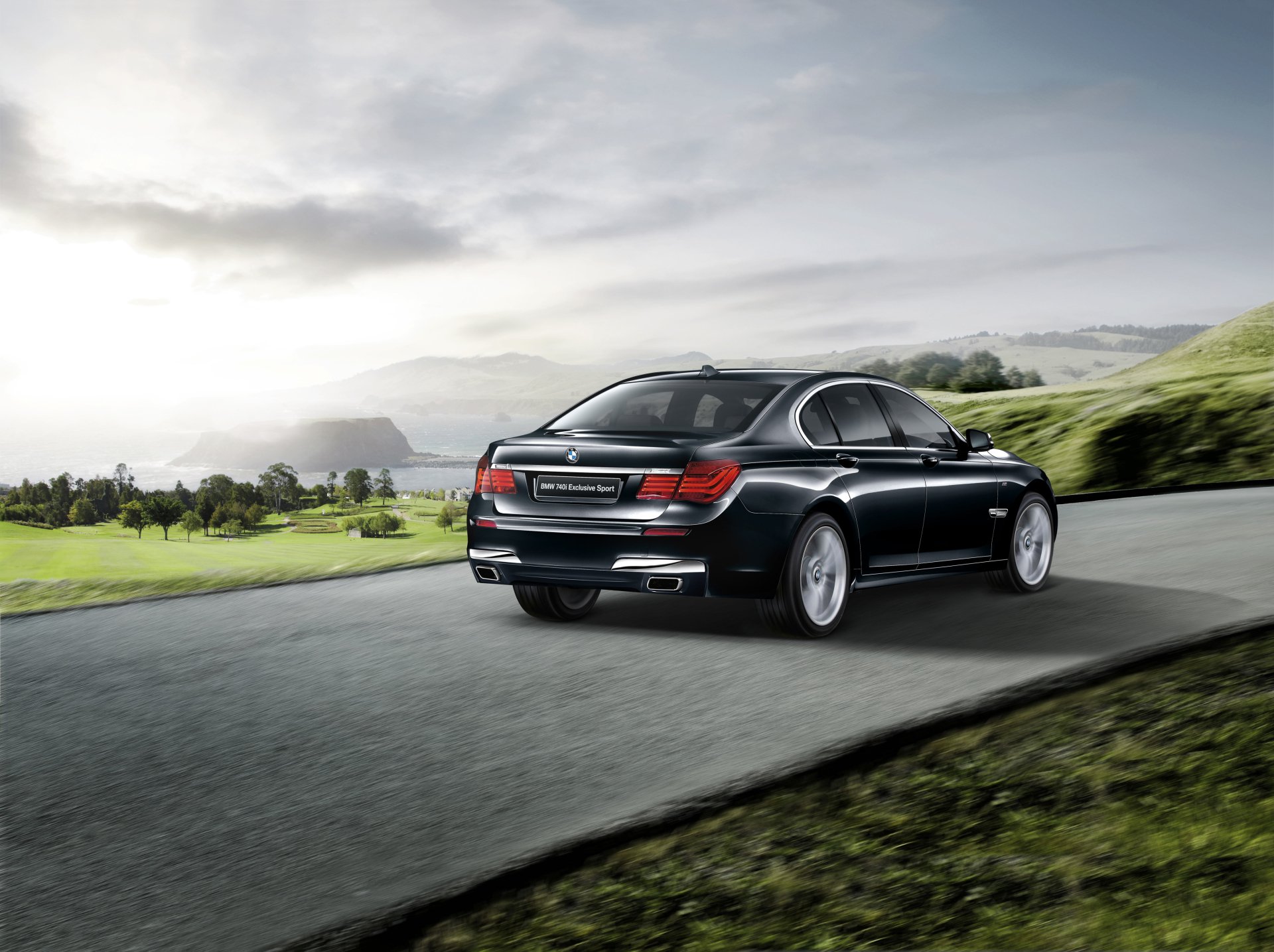 Download Vehicle BMW 7 Series 4k Ultra HD Wallpaper