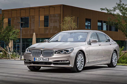  BMW 740Le iPerformance Pure Excellence