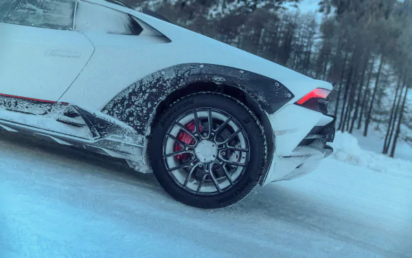  2024 Lamborghini Huracán Sterrato