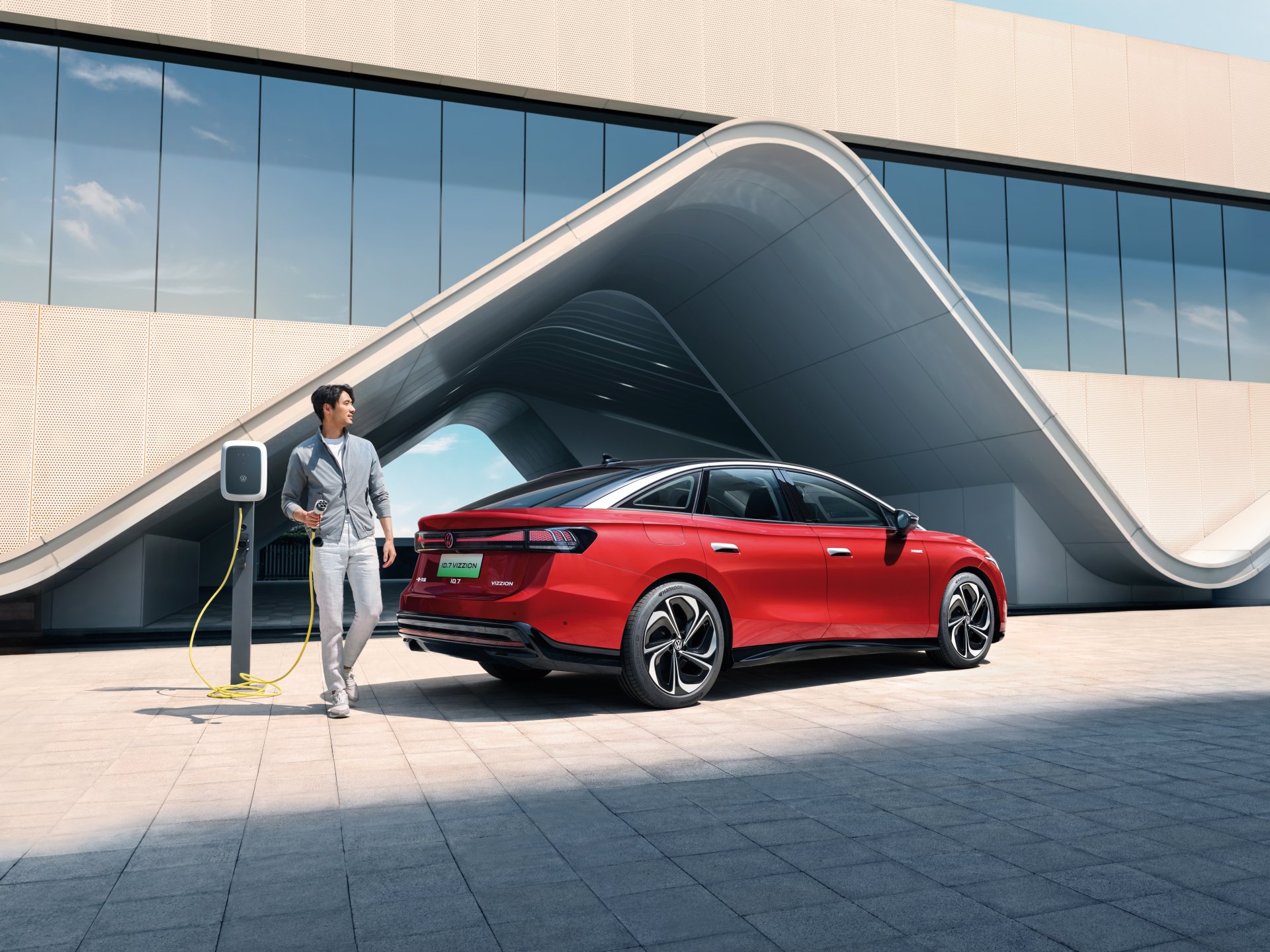 Download Vehicle Volkswagen ID.7 8k Ultra HD Wallpaper