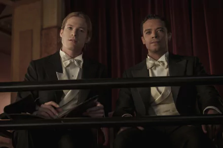 Louis de Pointe du Lac Jacob Anderson Sam Reid Lestat de Lioncourt TV Show Interview with the Vampire HD Desktop Wallpaper | Background Image
