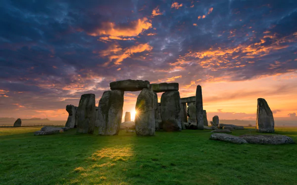  Stonehenge, Salisbury Plain, Wiltshire, England