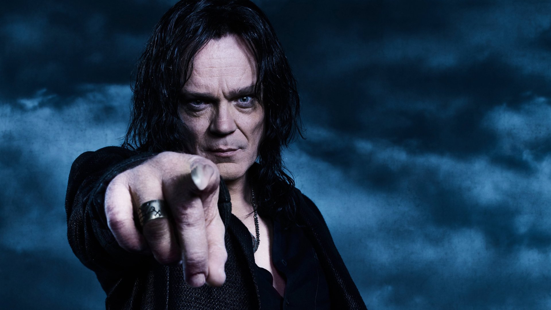 Download TV Show Ash Vs. Evil Dead 4k Ultra HD Wallpaper