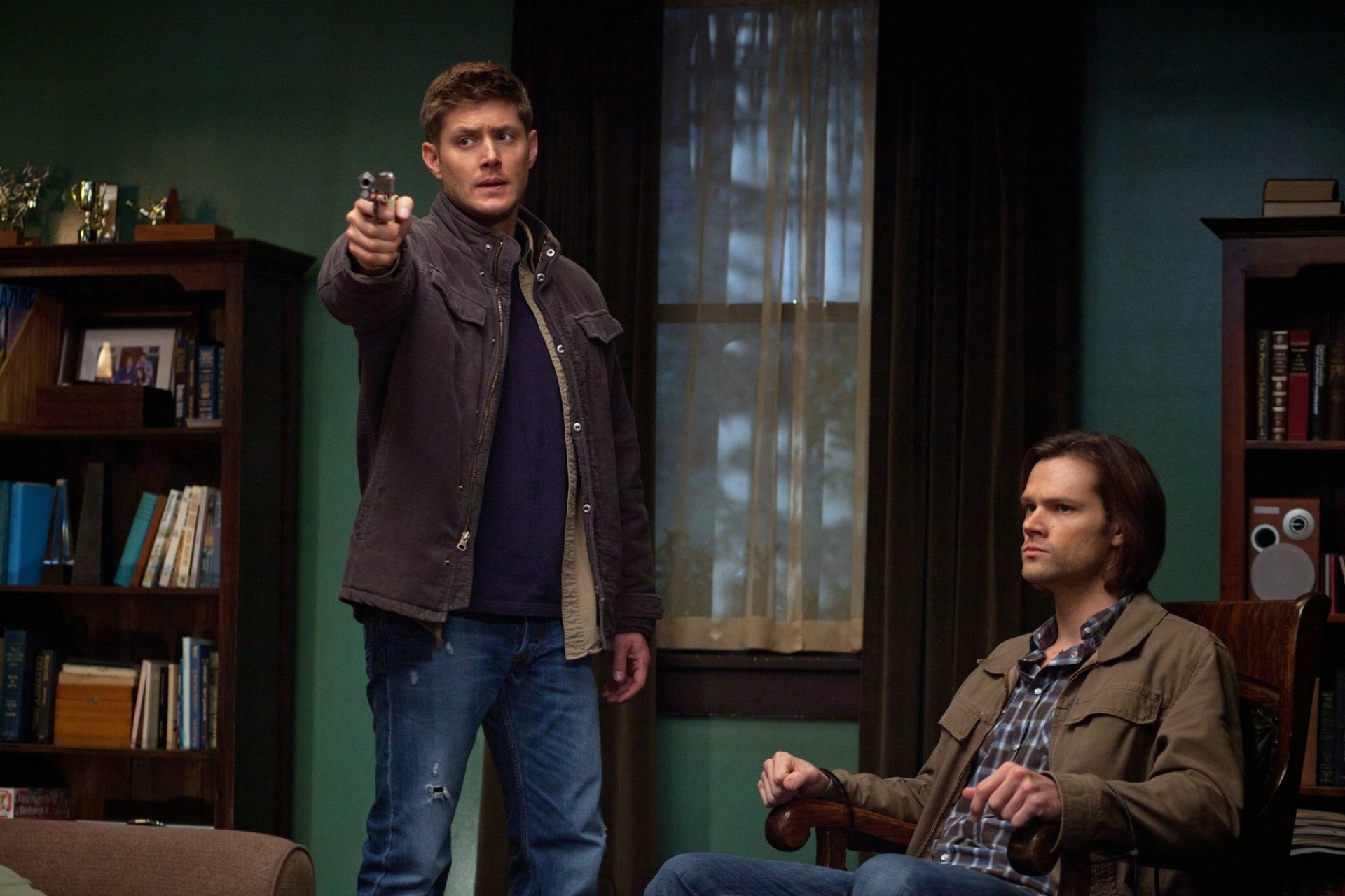 Download Jensen Ackles Jared Padalecki Sam Winchester Dean Winchester TV Show Supernatural (TV Show) HD Wallpaper