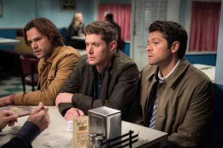 Jared Padalecki Jensen Ackles Misha Collins Dean Winchester Sam Winchester TV Show Supernatural (TV Show) HD Desktop Wallpaper | Background Image