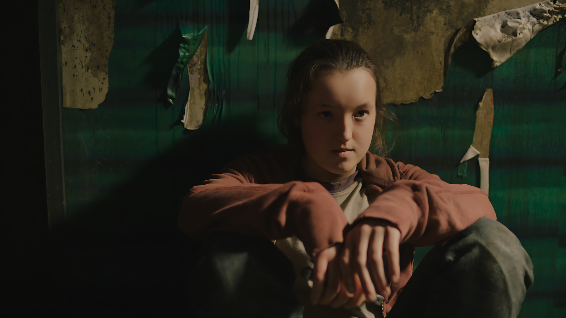 Download Bella Ramsey 8k Ultra HD Wallpaper