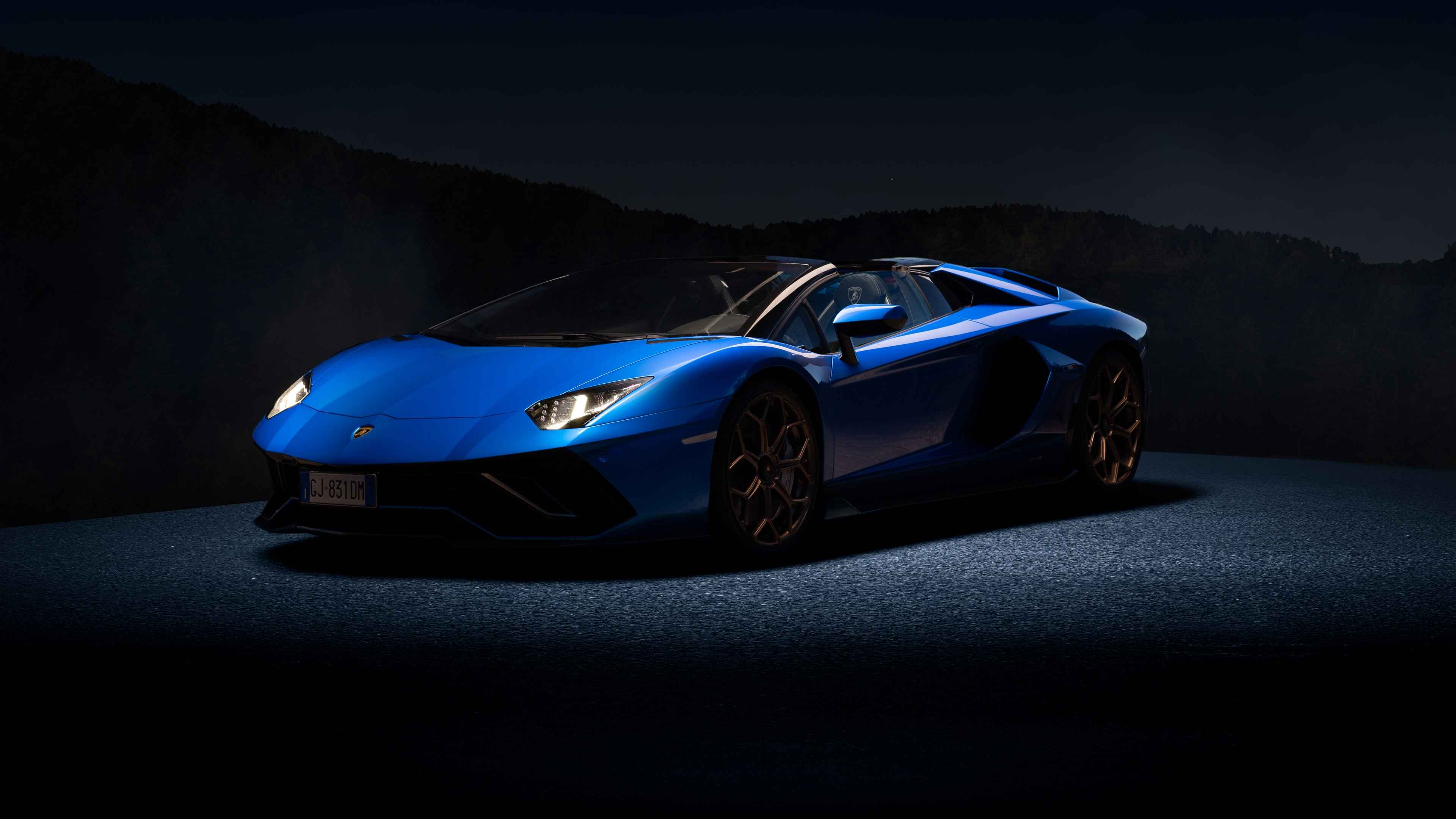 download-car-lamborghini-4k-ultra-hd-wallpaper
