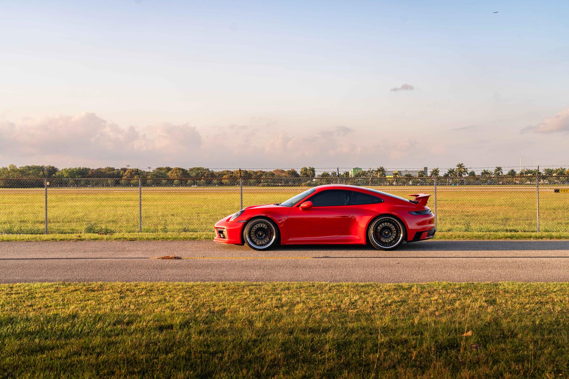 Download Car Porsche Porsche 992 GTS 8k Ultra HD Wallpaper