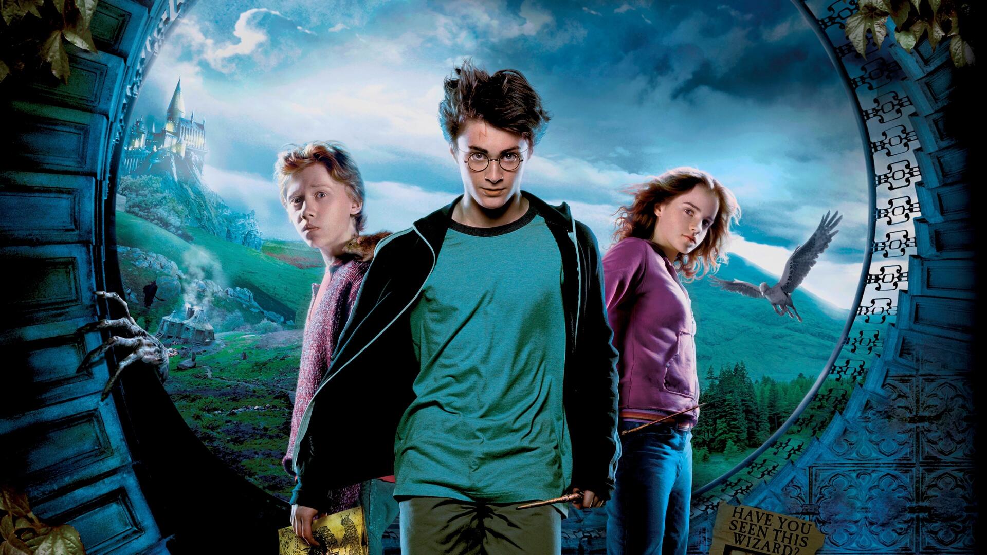 4K Ultra HD PC wallpaper of Harry Potter and the Prisoner of Azkaban: Harry, Ron and Hermione stand before a circular stone portal with a moody sky and a flying creature in the background.