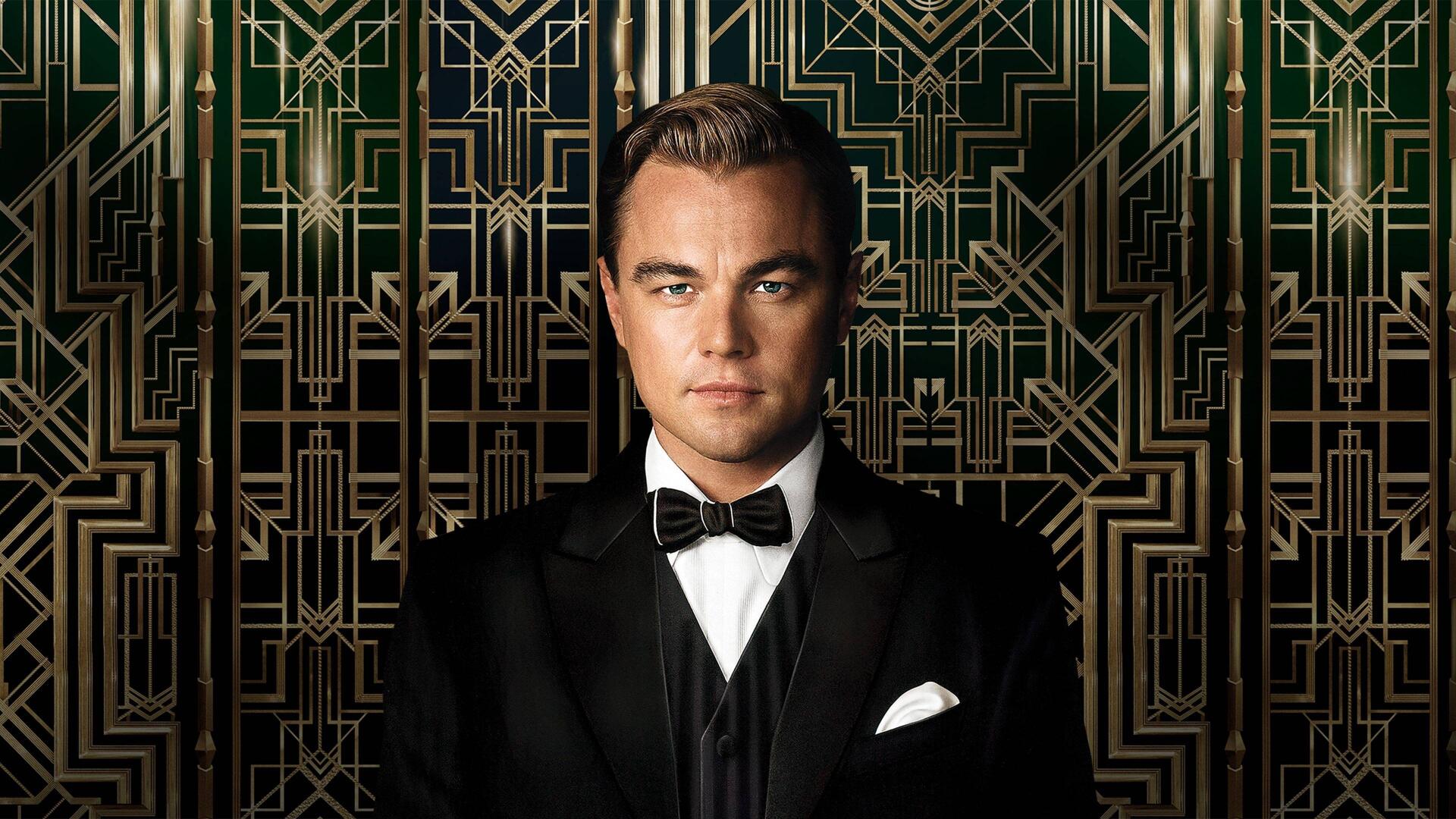4K Ultra HD PC wallpaper: The Great Gatsby–inspired portrait of a dapper young man in a tuxedo and bow tie before an ornate gold-and-green Art Deco backdrop.