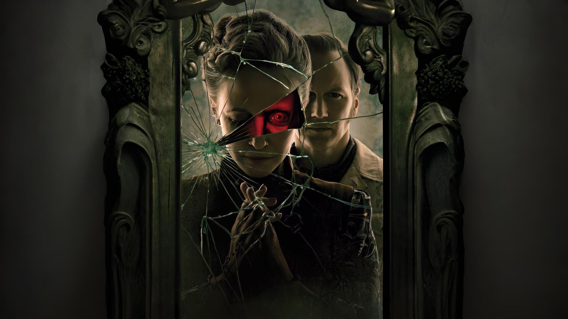 The Conjuring: Last Rites 4K Ultra HD PC wallpaper and background — shattered antique mirror reflecting two ominous figures, one with red-stained eye, in a dark gothic frame and greenish light.