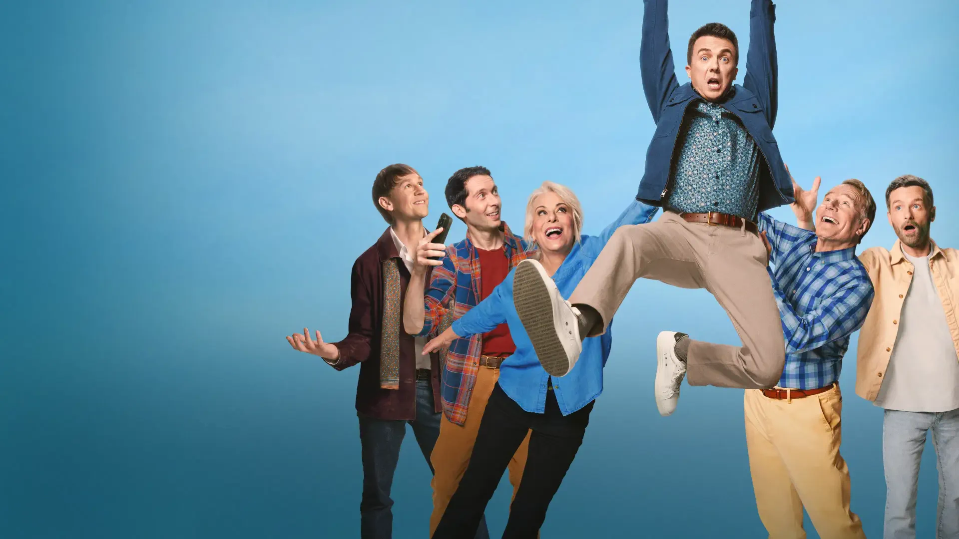 Malcom in the Middle: Life's Still Unfair — 4K Ultra HD PC wallpaper showing a playful family group against a blue background, one man mid-jump.