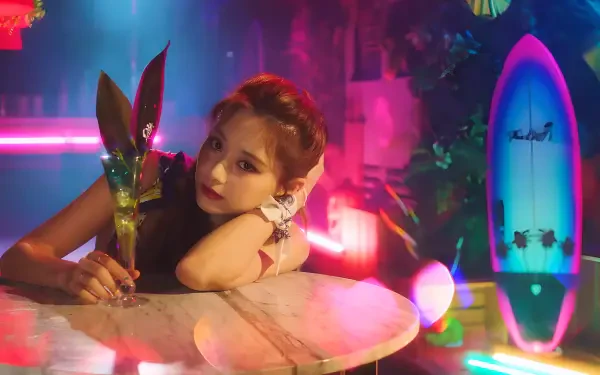 4K Ultra HD PC wallpaper/background: young woman reclining on a neon-lit table with a cocktail, surrounded by vaporwave hues and a glowing surfboard.