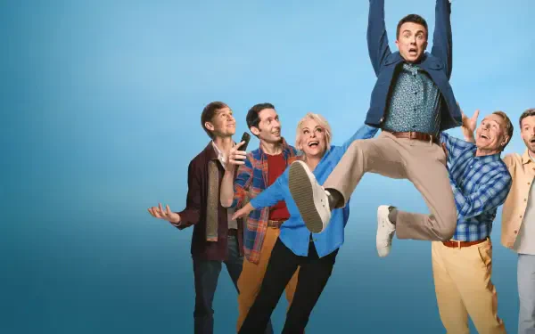 Malcom in the Middle: Life's Still Unfair — 4K Ultra HD PC wallpaper showing a playful family group against a blue background, one man mid-jump.