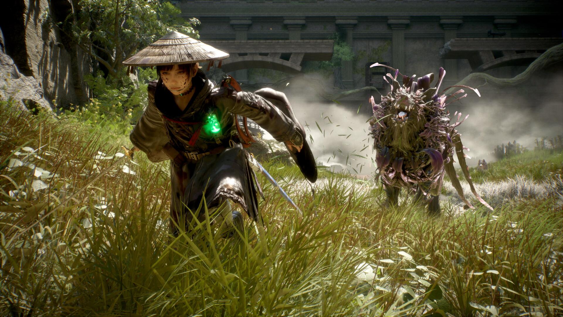 4K Ultra HD PC wallpaper of a video game samurai warrior fleeing through tall grass as a spectral Beast of Reincarnation monster pursues him amid misty temple ruins.