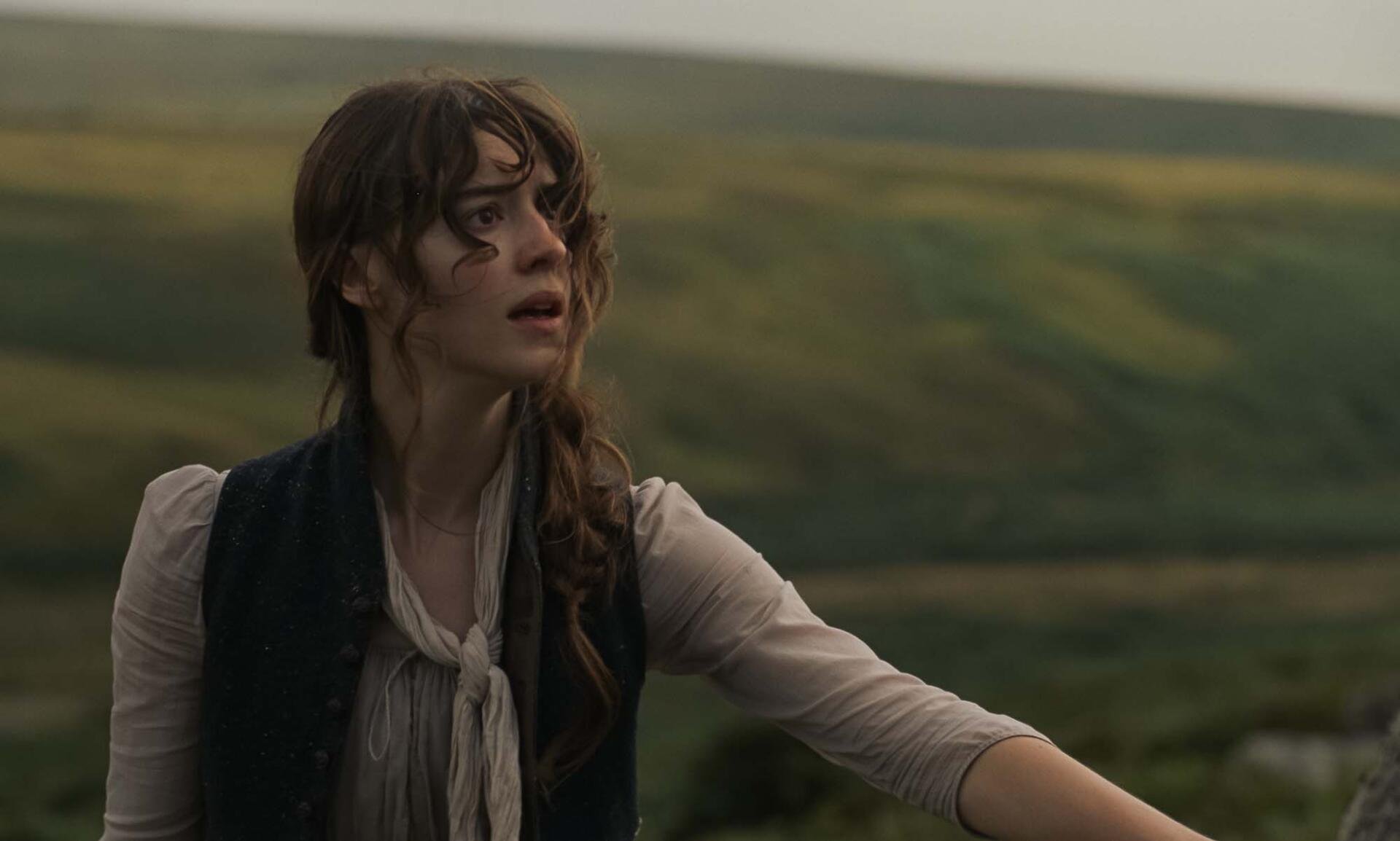 Daisy Edgar-Jones in Sense and Sensibility standing in a windswept countryside, HD desktop wallpaper and background.