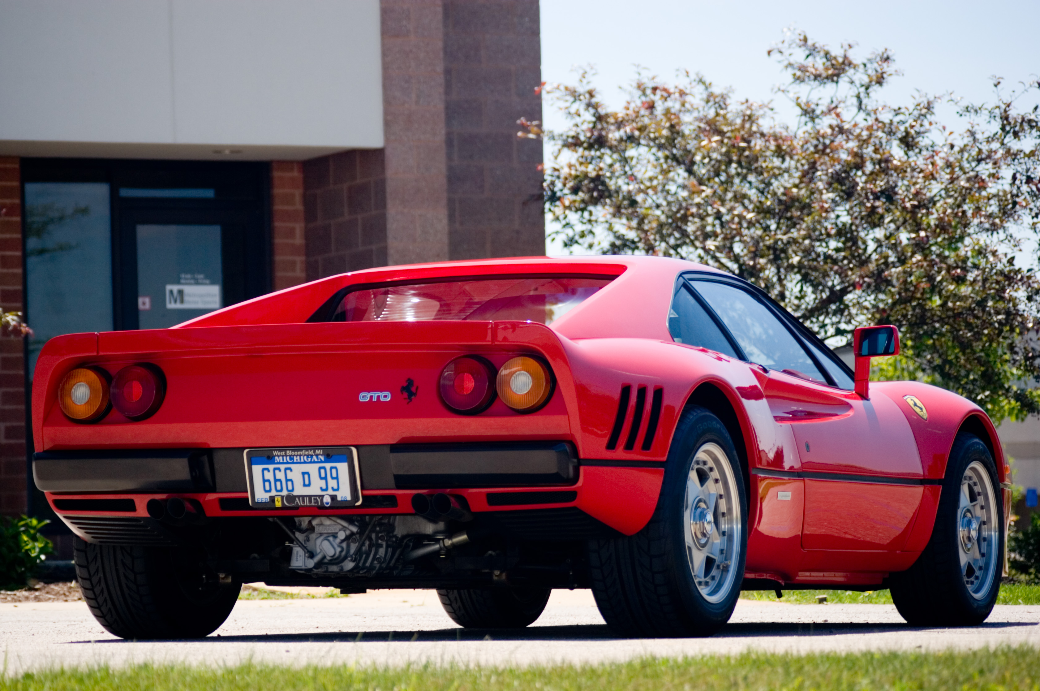 ferrari gto 1985