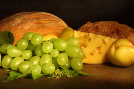  Grapes And Cheese