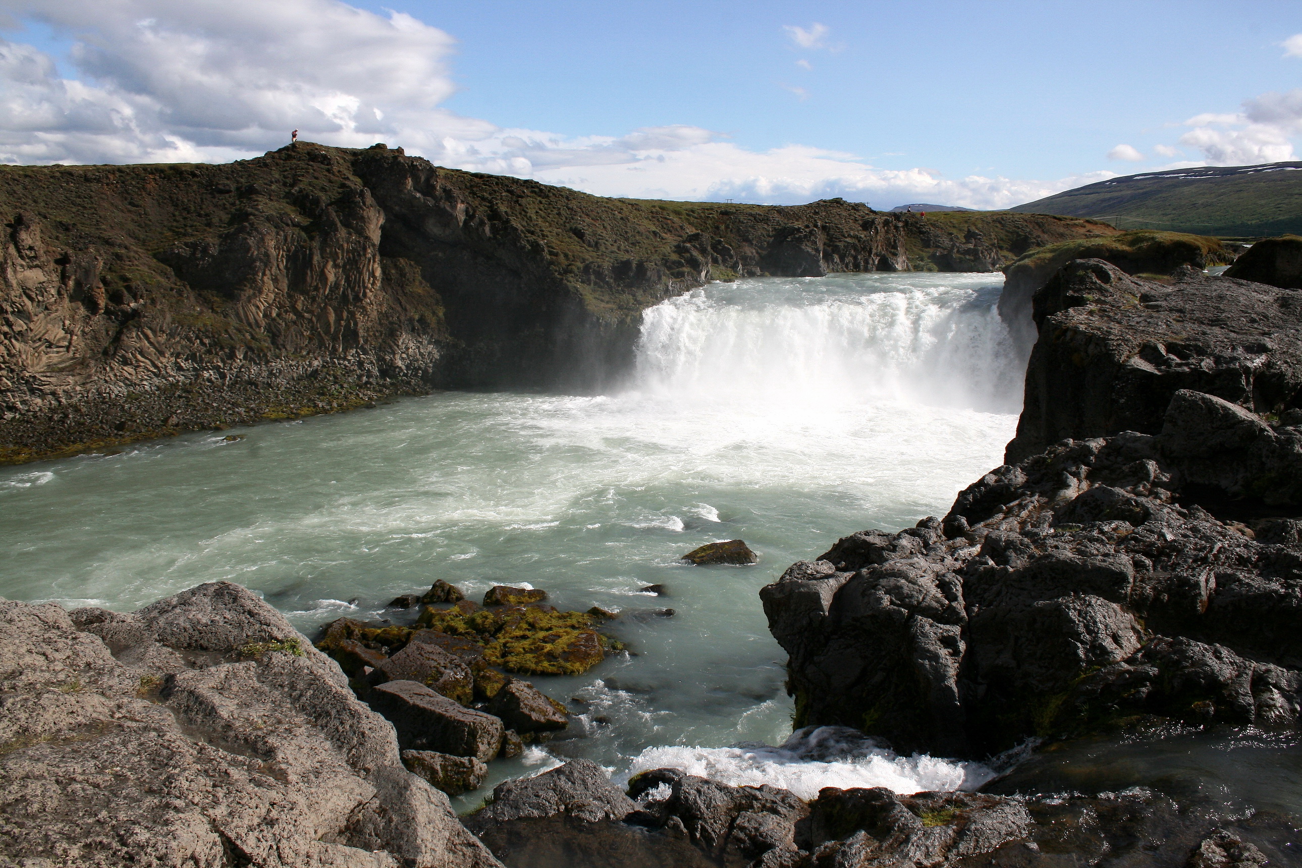 Goðafoss («водопад богов»)