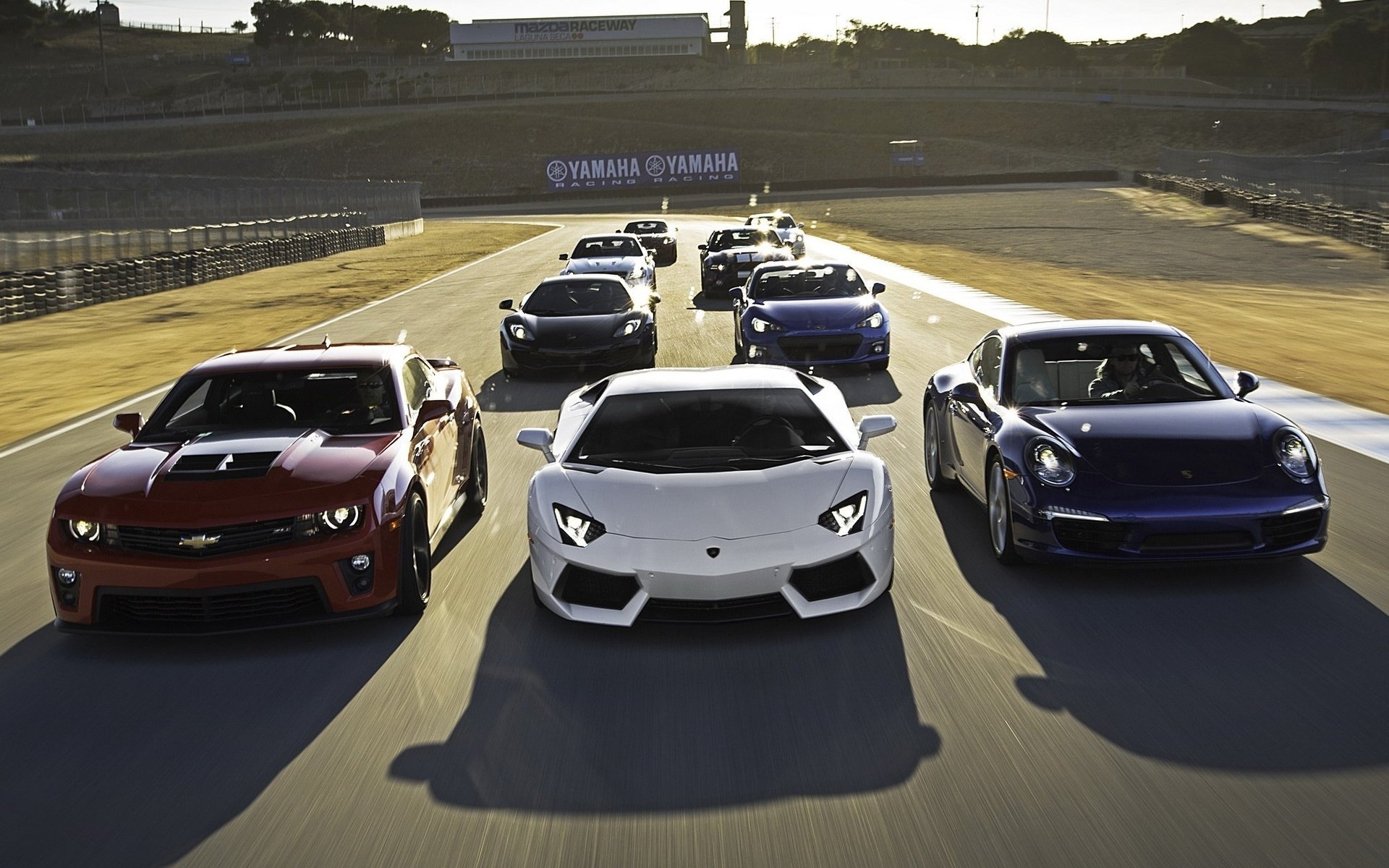 Featured image of post Papel De Parede Carros Esportivos