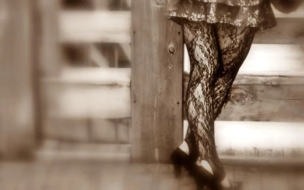 woman legs HD Desktop Wallpaper | Background Image