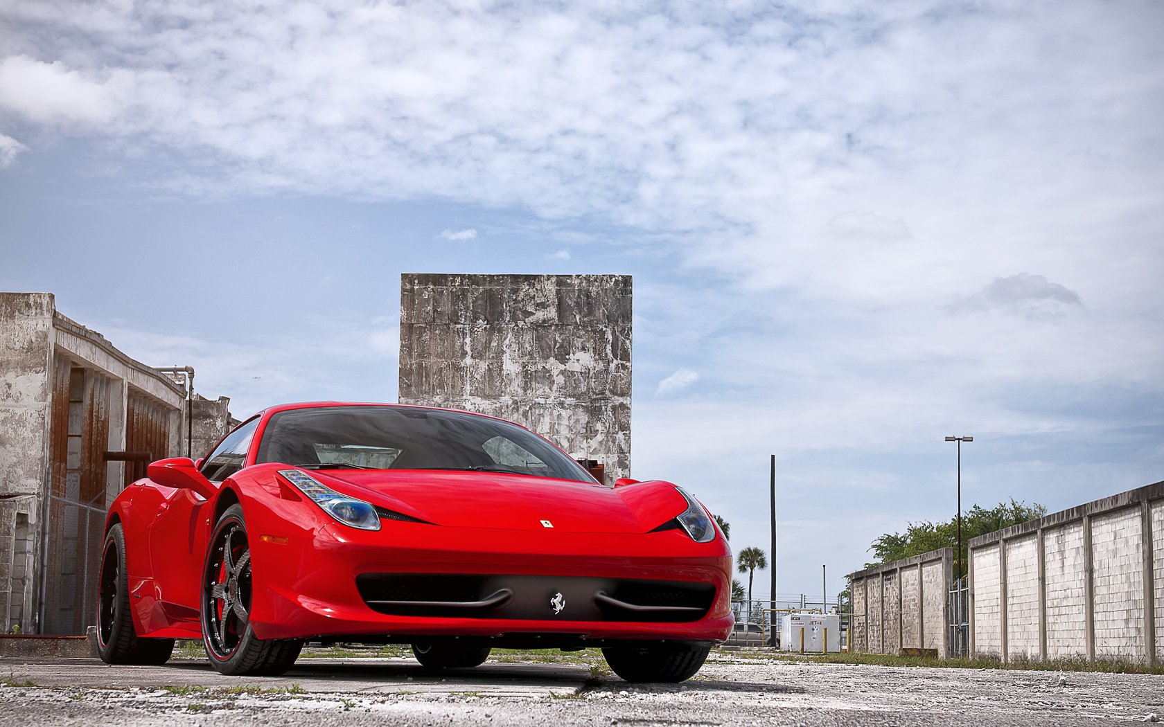Ferrari Wallpaper and Background Image | 1680x1050 | ID:317704
