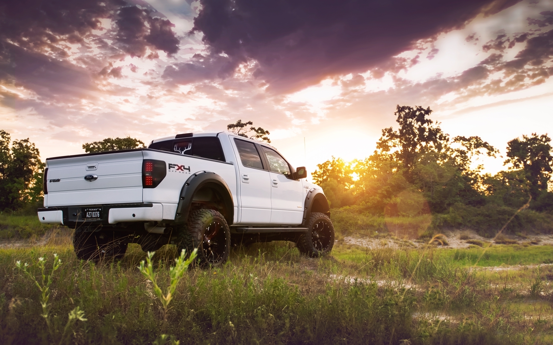 lifted ford f150 wallpaper
