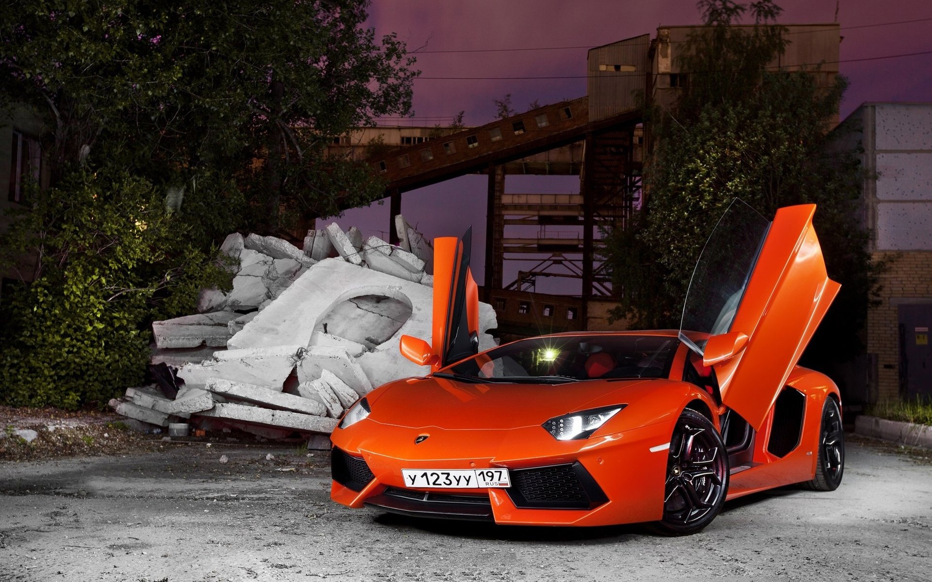 Lamborghini Aventador lp700 4 оранжевый