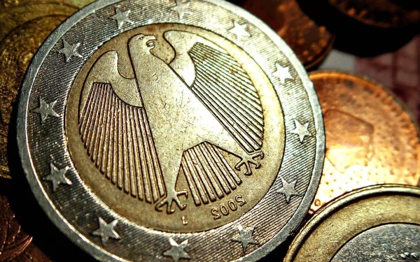 man made euro HD Desktop Wallpaper | Background Image