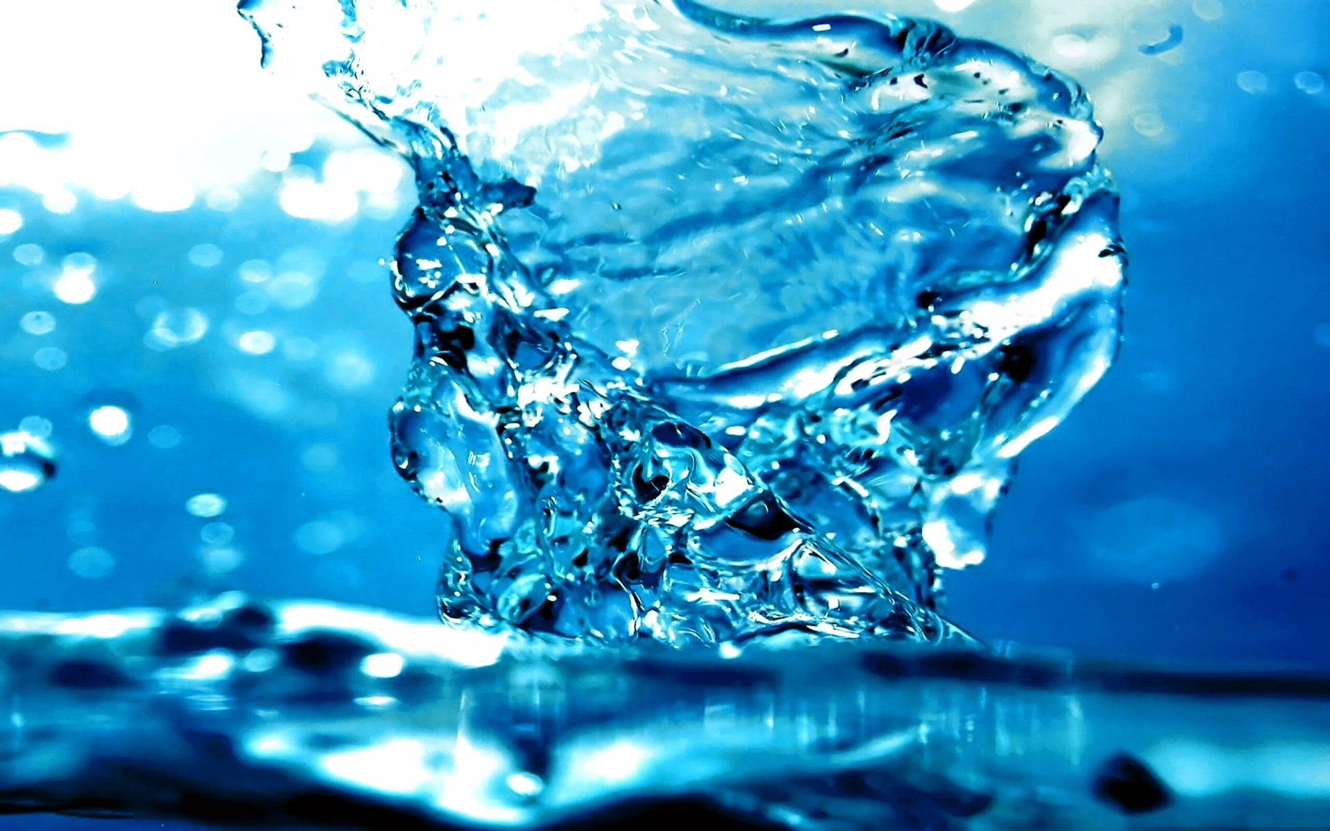 Earth - Water  Splash Blue Drops Wallpaper