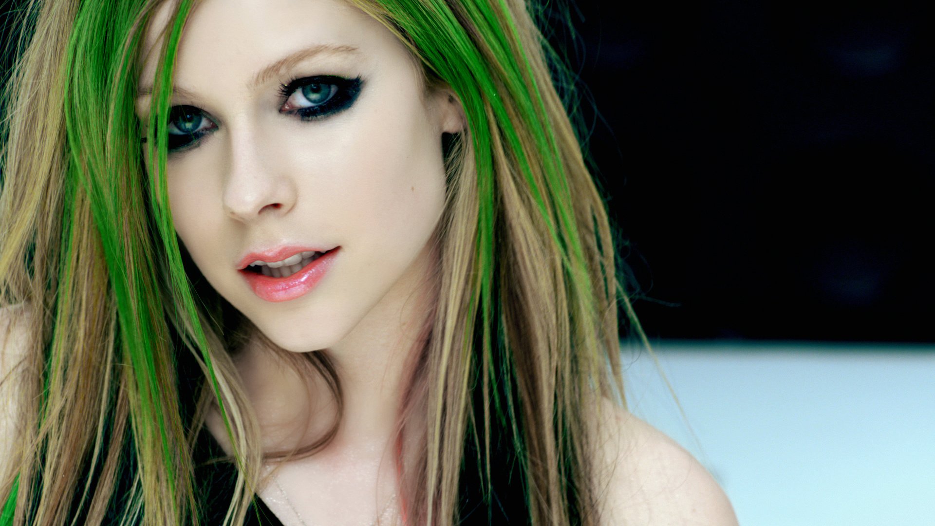 一番好き Avril Lavigne 壁紙 最高の写真の壁紙のコレクション