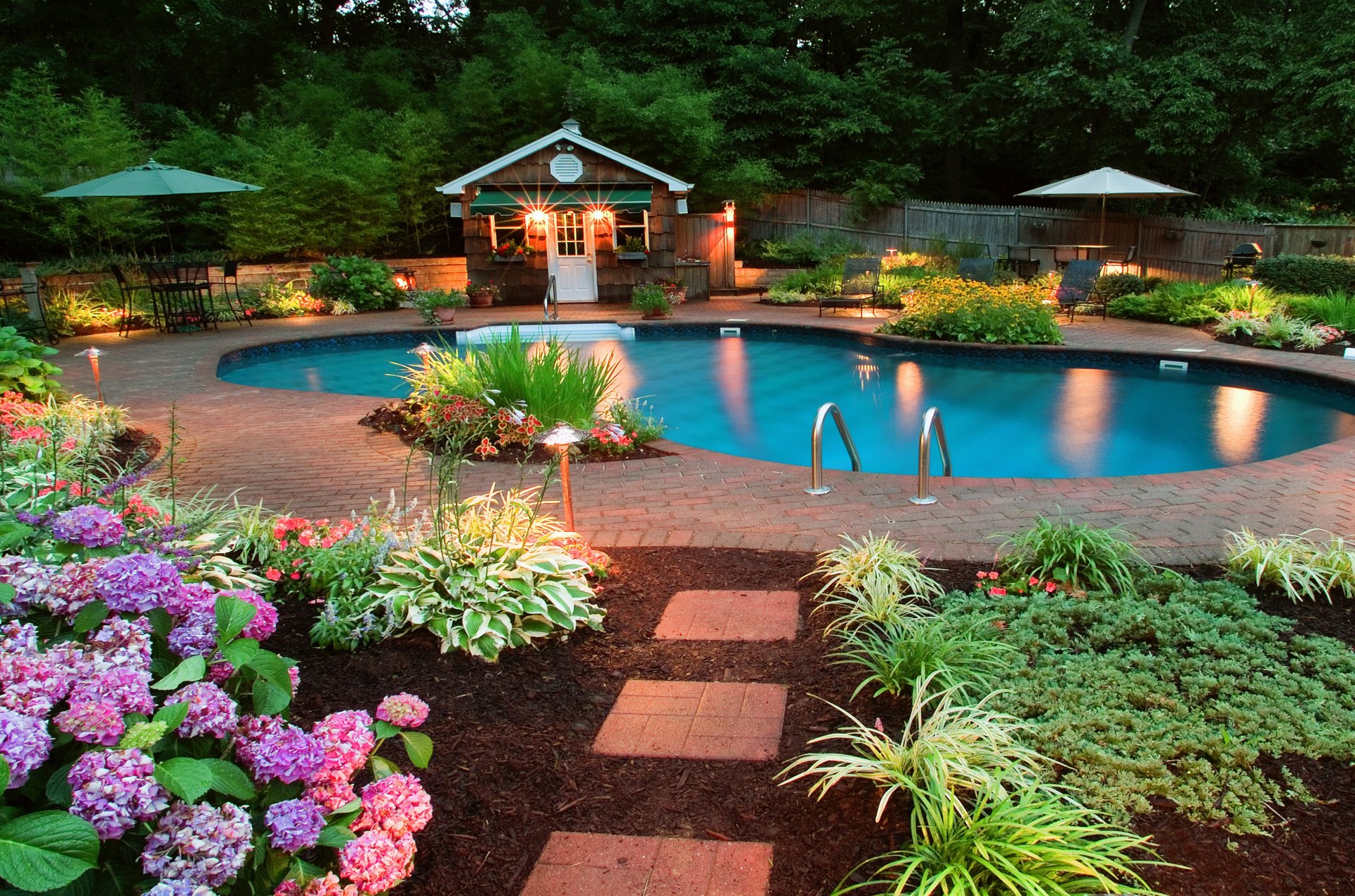 Download Man Made Pool HD Wallpaper