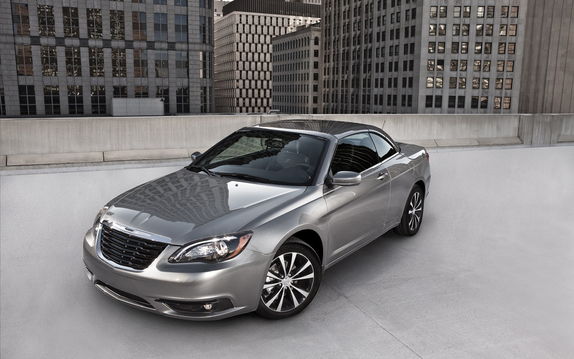 Download Vehicle Chrysler HD Wallpaper