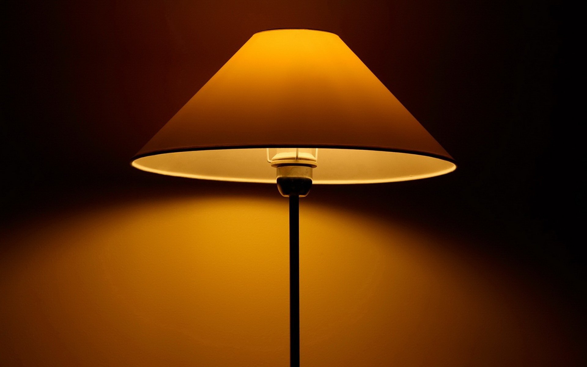 Download Man Made Lamp HD Wallpaper